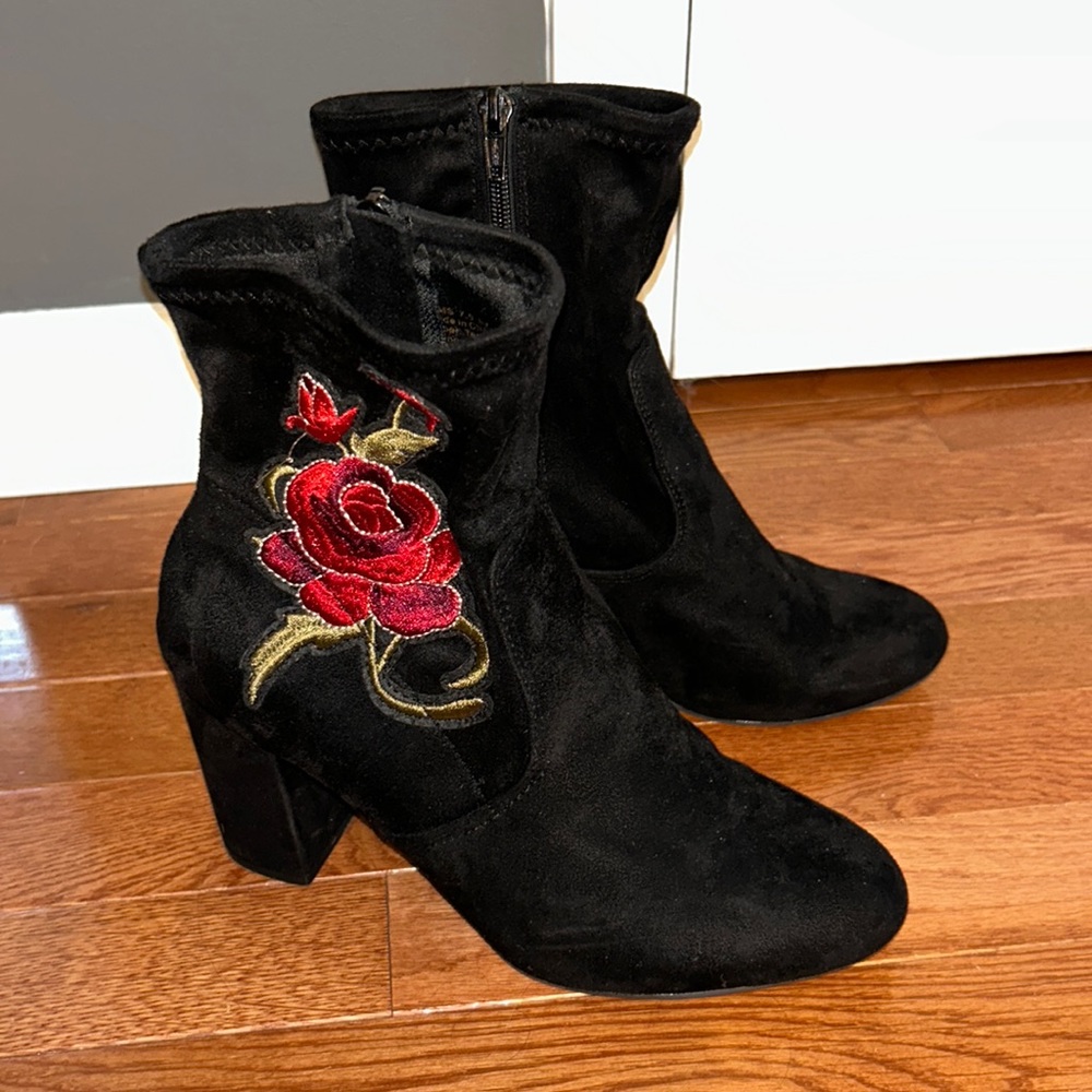 Black ankle booties